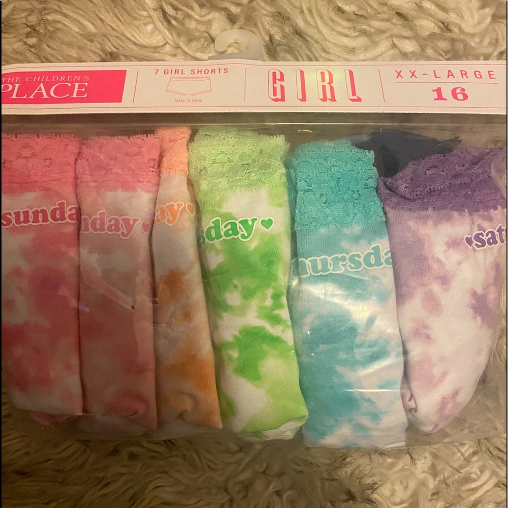 Multi-Color pack of 7 girl shorts size16/XX-large BRANDNEW